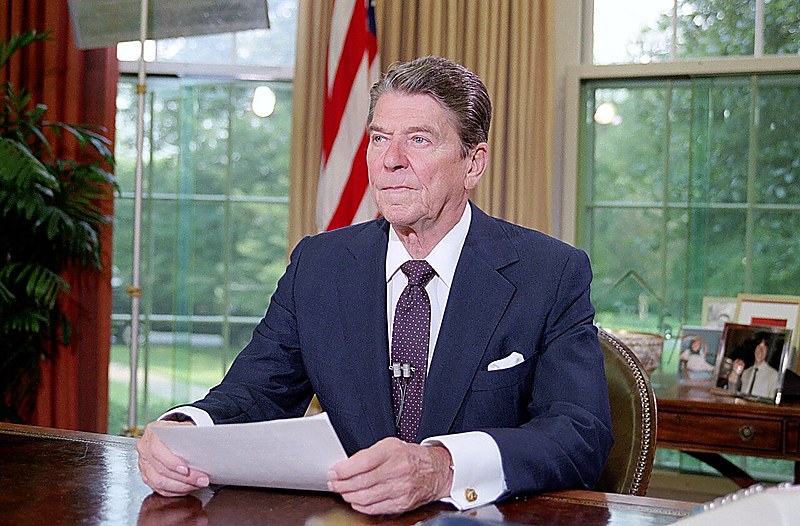 President Reagan addresses the nation from the Oval Office following the release of the TWA Flight 847 hostages, June 30, 1985. Reagan Library, public domain.